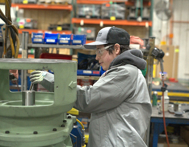 Hitachi Global Air Power assembler at MCI factory